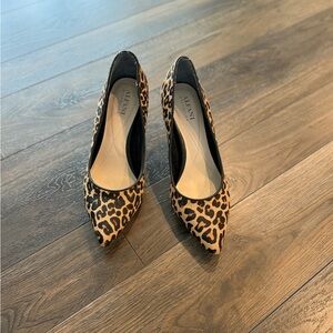 Alfani Brown and Black Heels Sleek Design brand new